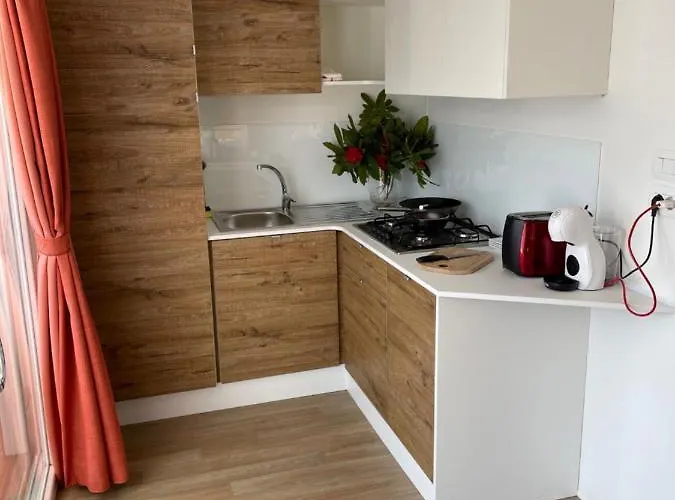 Lido Di Colico, Front And Center Camping Colico