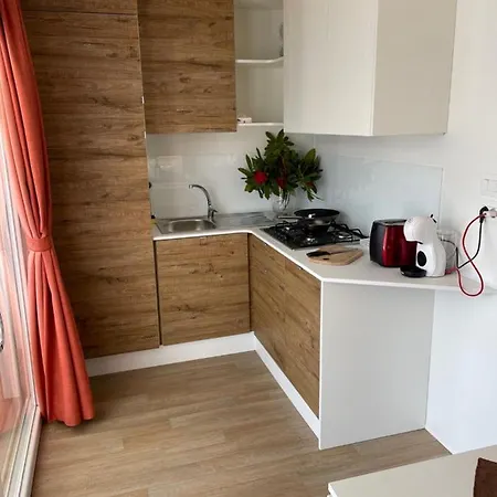 Lido Di Colico, Front And Center Campingplads Colico